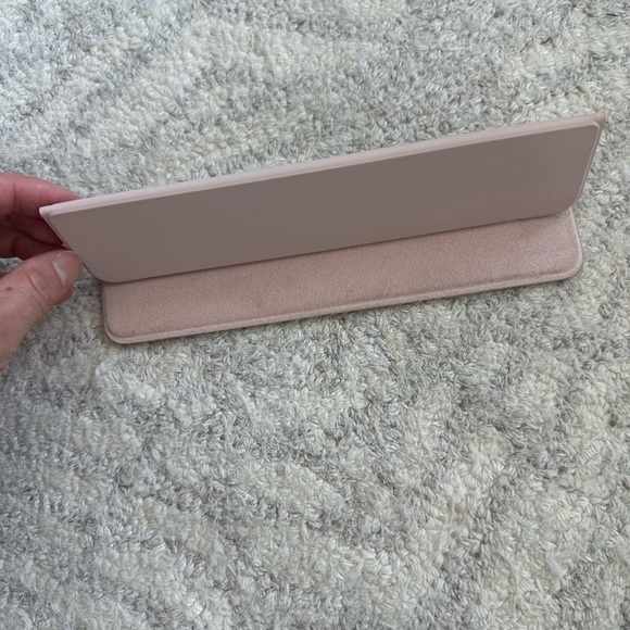 Apple Pink iPad Cover Tri-Fold Design - Picture 7 of 8